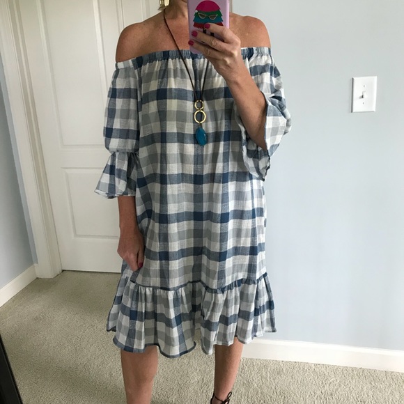 Off the Shoulder Gingham Dress - Picture 2 of 8